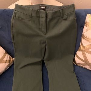 Express Pants “Editor Wide Leg” size 8, hunter green, Never worn!